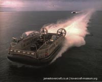 Military Hovercraft - the LCAC -   (The <a href='http://www.hovercraft-museum.org/' target='_blank'>Hovercraft Museum Trust</a>).