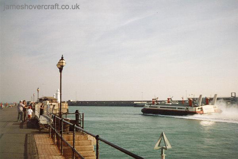 The last days of the SRN4 cross-channel service with Hoverspeed - The Princess Margaret (GH-2007) departing Dover (submitted by Thomas Loomes).