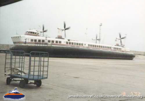 SRN4 hovercraft arriving at Dover -  (credit: The <a href='http://www.hovercraft-museum.org/' target='_blank'>Hovercraft Museum Trust</a>).