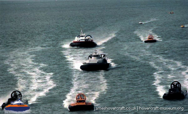 Hovershow 2004 -  (credit: The <a href='http://www.hovercraft-museum.org/' target='_blank'>Hovercraft Museum Trust</a>).