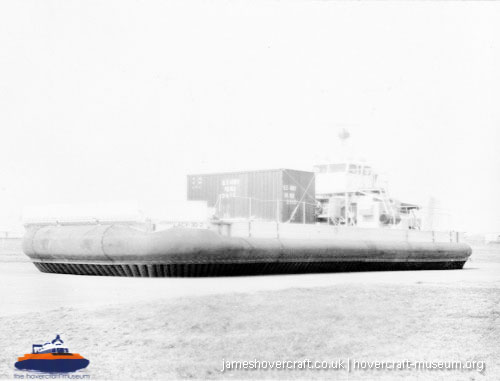 Military Hovercraft - the LCAC -  (credit: The <a href='http://www.hovercraft-museum.org/' target='_blank'>Hovercraft Museum Trust</a>).