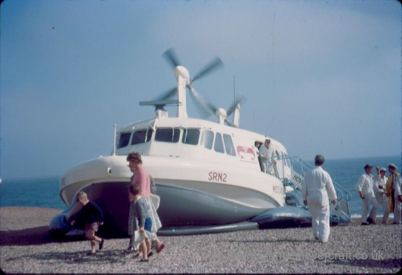 The SRN2 taking passengers - At Southsea (credit: Ernie Dunn by Helen Mabel Smith).