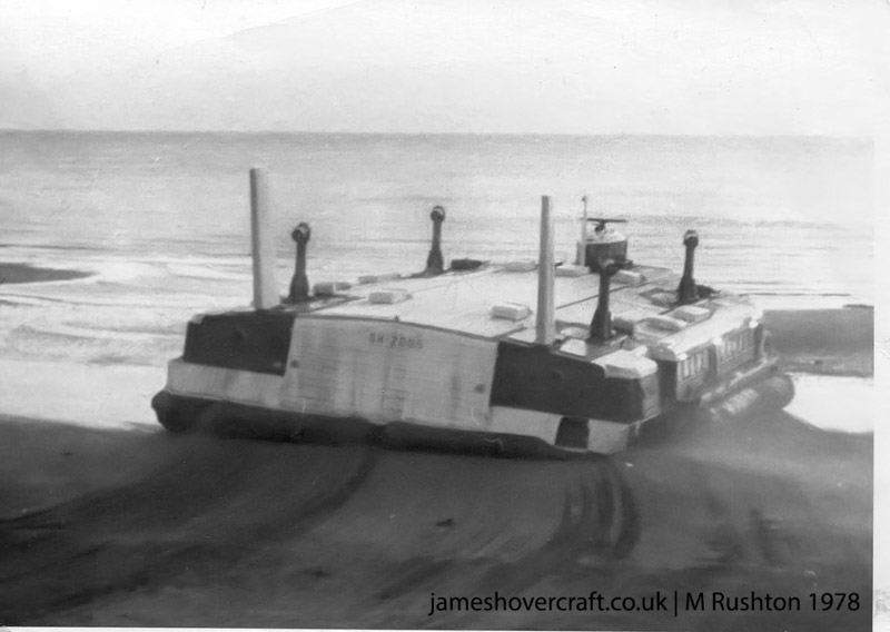 Hoverlloyd SRN4 beached at Broadstairs, needing skirt repair after a storm - GH2005 (Sure) with damaged skirt, limping away from the sandbank at Broadstairs under full power (credit: Mark Rushton).